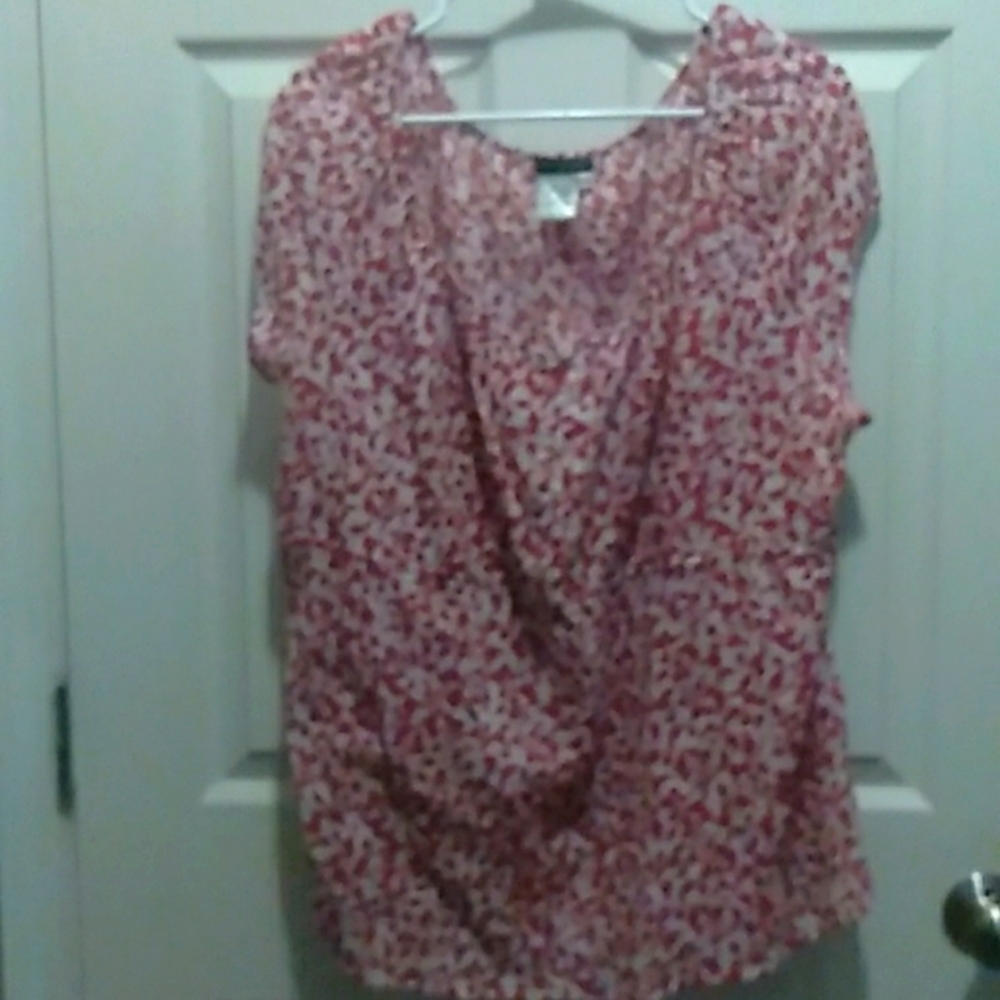 Bay Studio Plus Size Boho/Hippie/Peasant Style Floral Top Size 2X